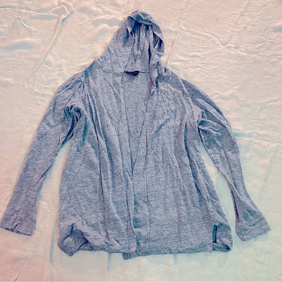 Tahari Sweaters - TAHRI Blue Hooded Sweater, 100% linen, T-shirt Feel, size medium, lightweight